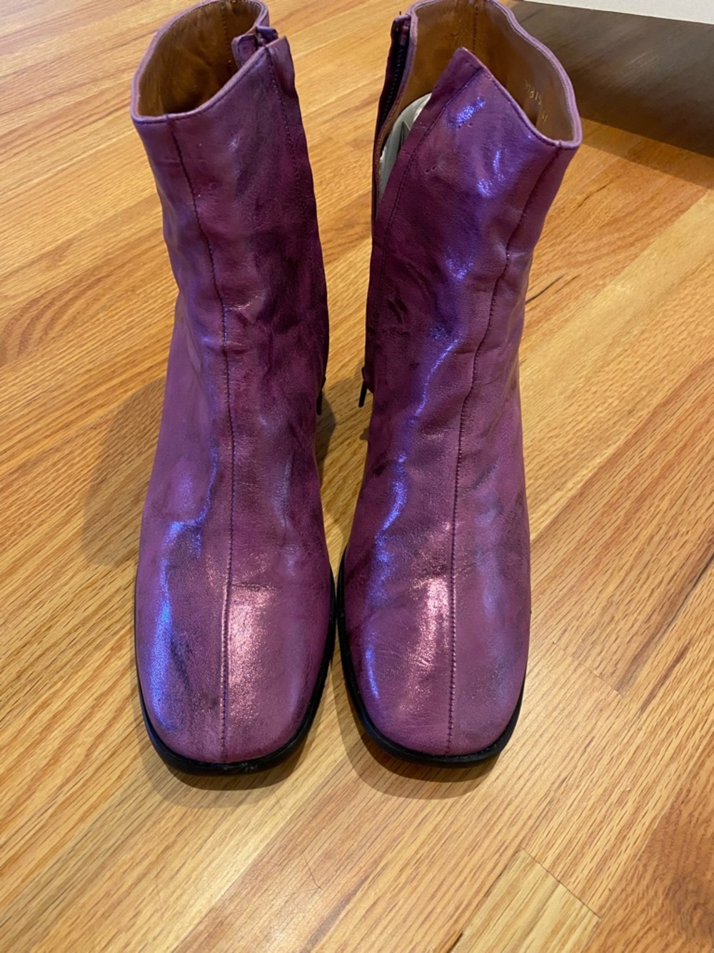 NAGUISA Purple Metal Leather Boots, Sz 41